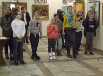 На открытии выставки присутствовали юные художники Школы искусств художественного отделения
