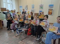 Вот такой получился этюд&#44; написанный разноцветными мелками.